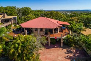 2/80 Cooloola Drive - Comfortable and cosy unit enjoying ocean views and views to Fraser Island - Townsville Tourism